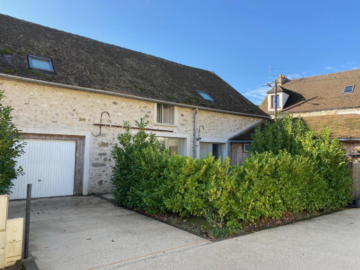 Les Gites De Machault Exterior foto